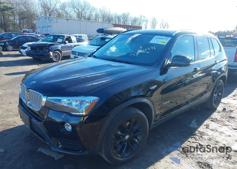 2015 BMW X3 xDrive28I z USA, uszkodzony, nr VIN 5UXWX9C56F0D47005